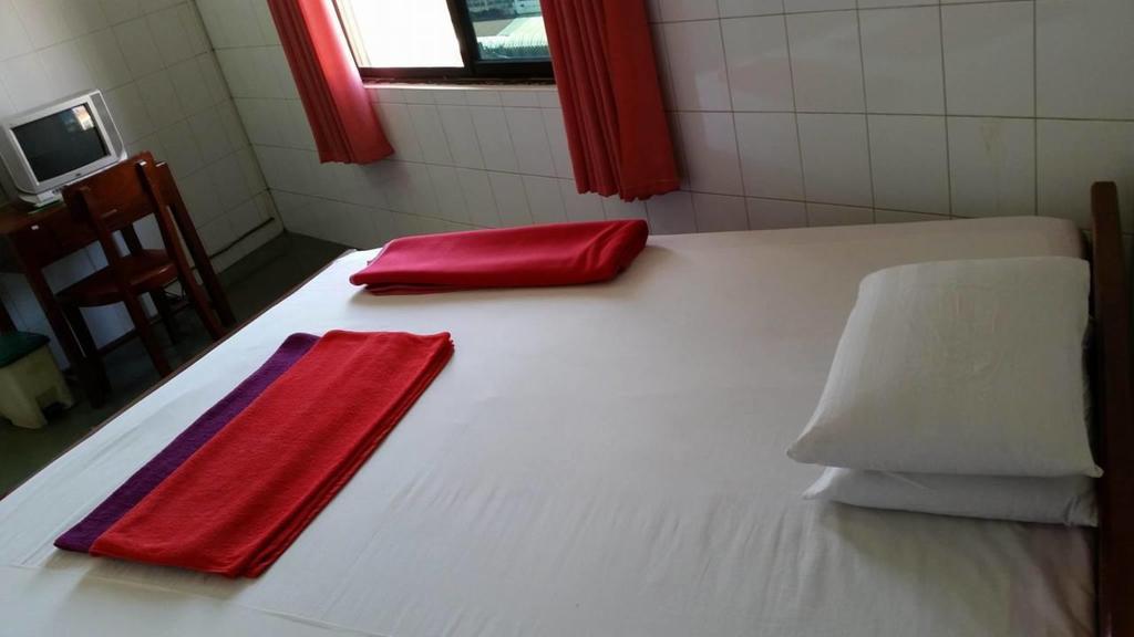 Chhaya Guest House Battambang Luaran gambar